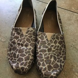 Toms sparkly giraffe print shoes